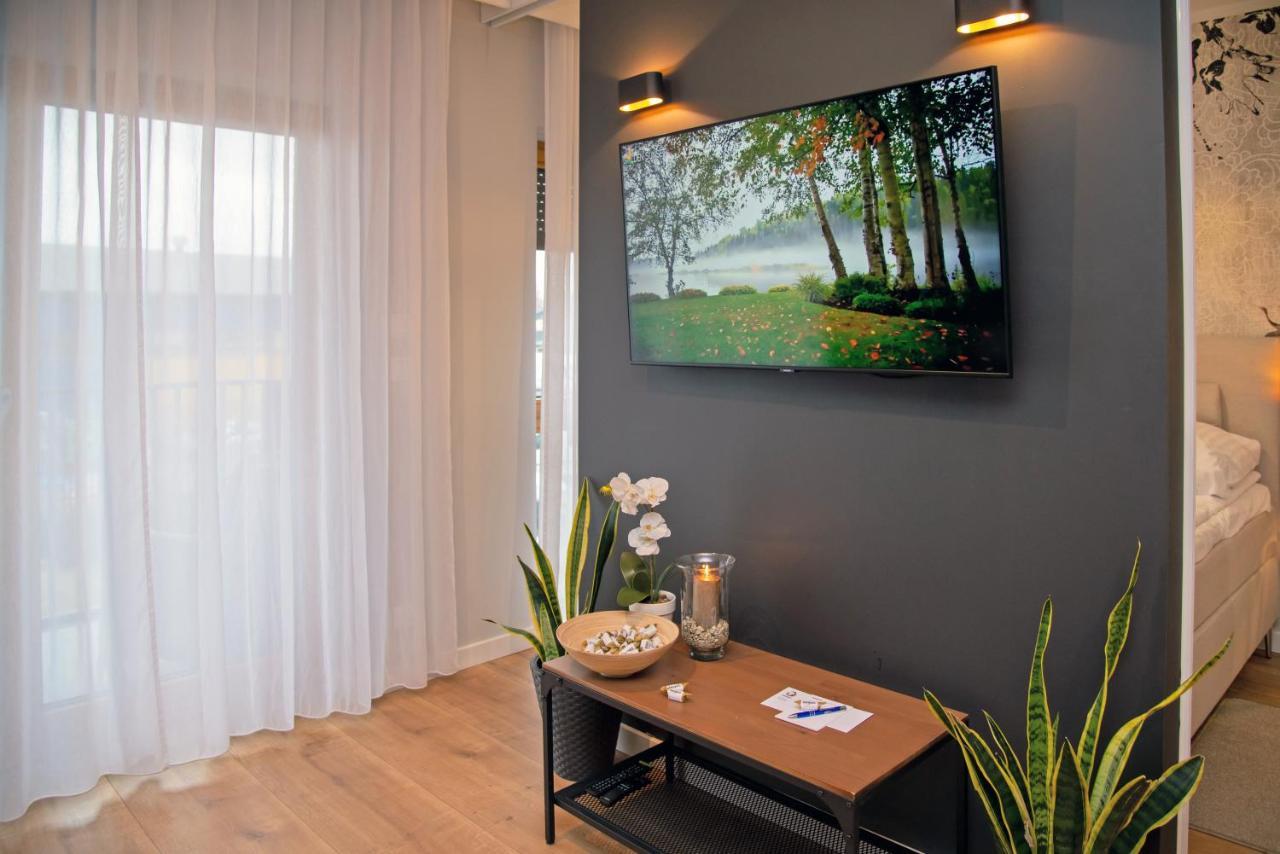 Maya's Flats & 16 - Nadmotlawie Apartment Gdansk